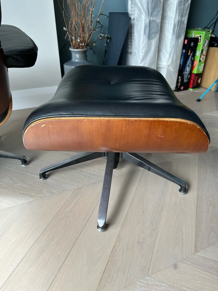 Eames lounger and ottoman - Image 4