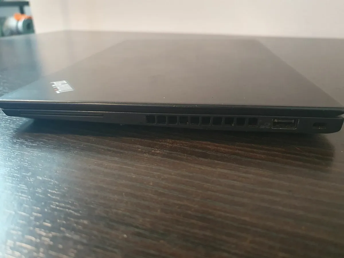 Lenovo ThinkPad X280 – i5 / 8GB / 256GB SSD - Image 4