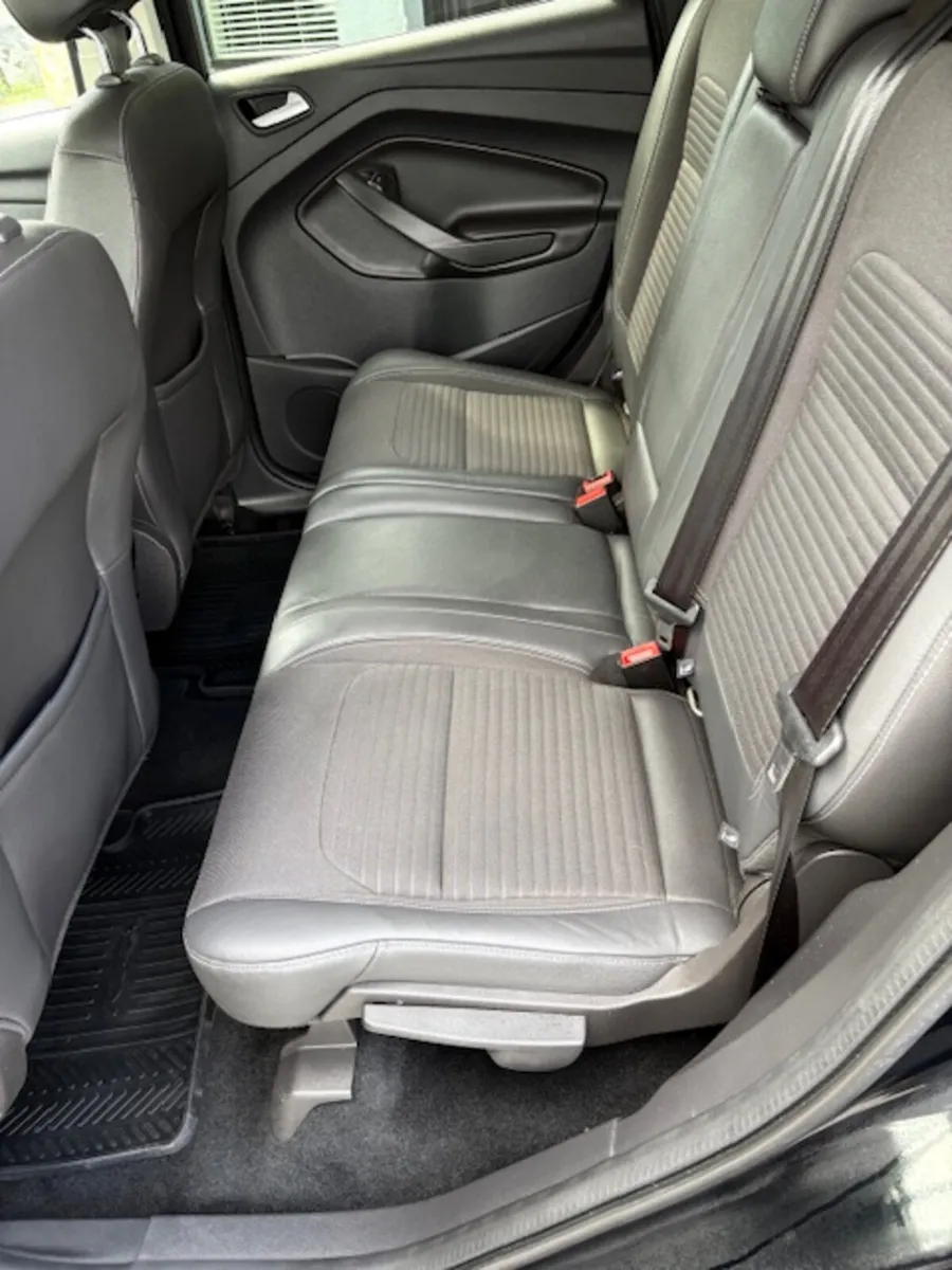 Ford Kuga 2017 Automatic - Image 3