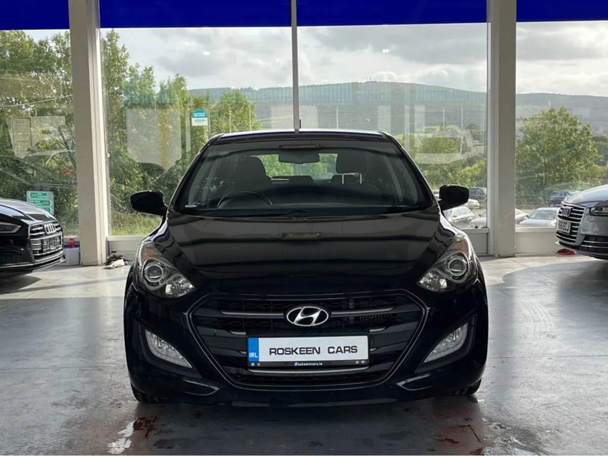 Hyundai i30 SE Blue Drive Crdi - Image 2