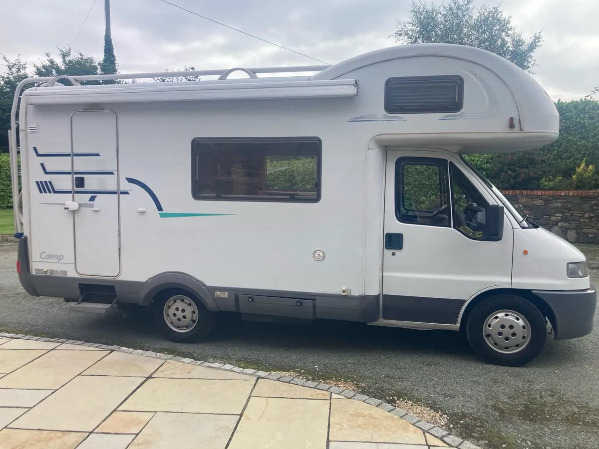 Hymer C544 Motorhome - Image 2