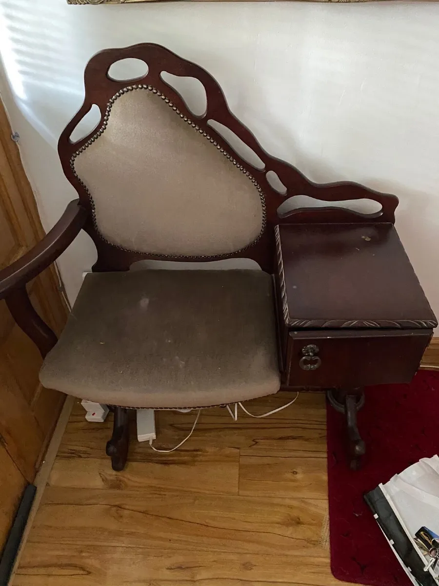 Hall table