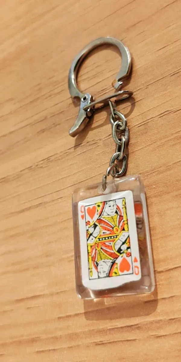 Queen of Hearts keyring - Image 1
