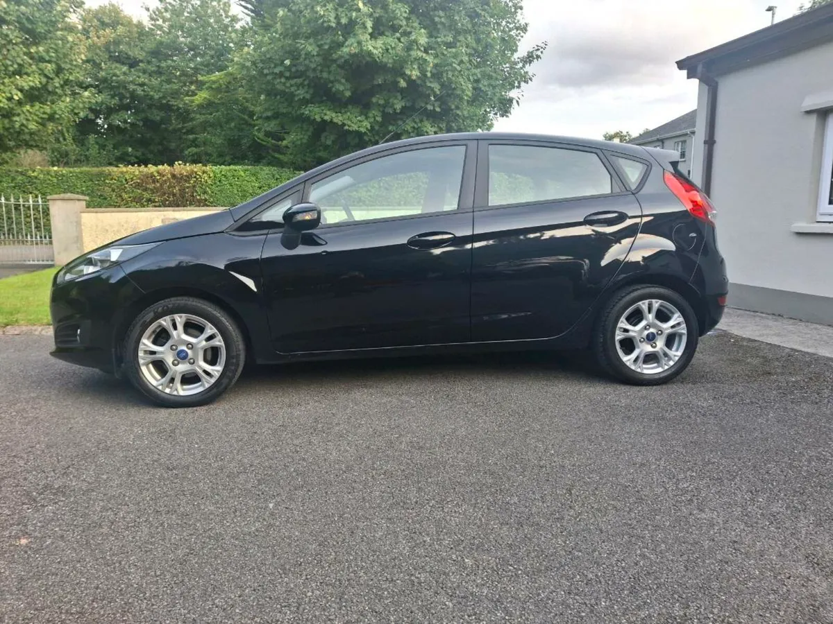 Ford Fiesta €6950 - Image 3