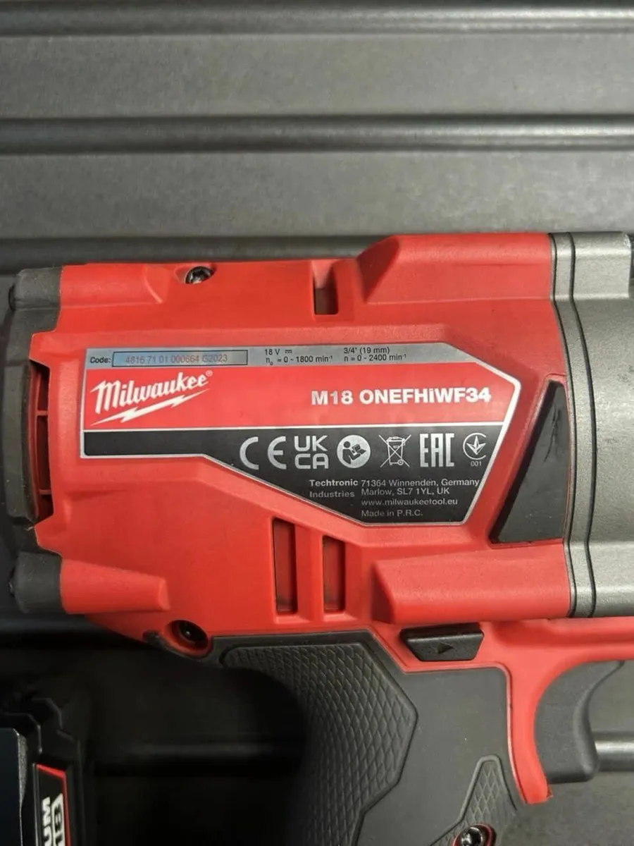 Milwaukee  M18 High-Torque 3/4" Impact Wrench - Image 4