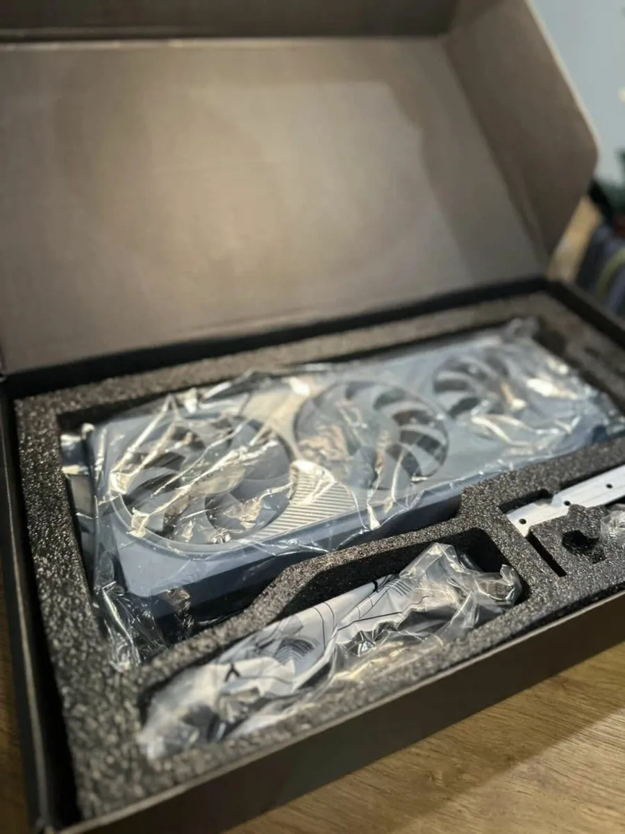 GIGABYTE GeForce RTX 4070 Ti SUPER OC 16GB AERO - Image 3