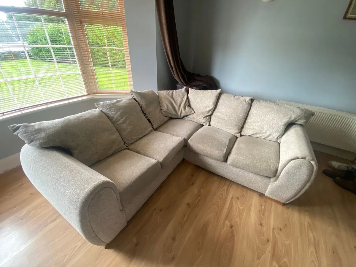 L-Shape Couch - Image 4