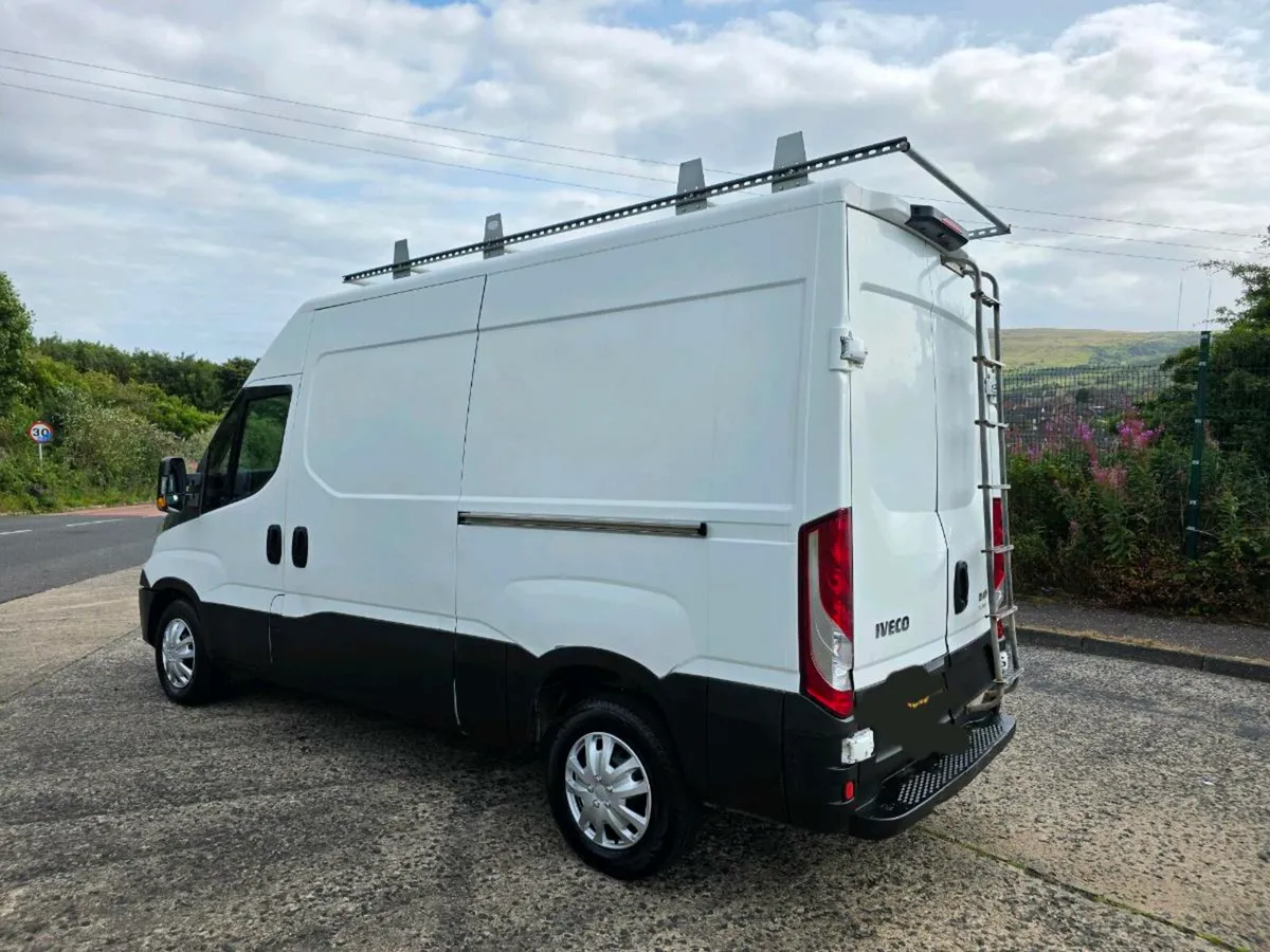 2015 iveco daily platinum 35S13 mwb highroof - Image 2