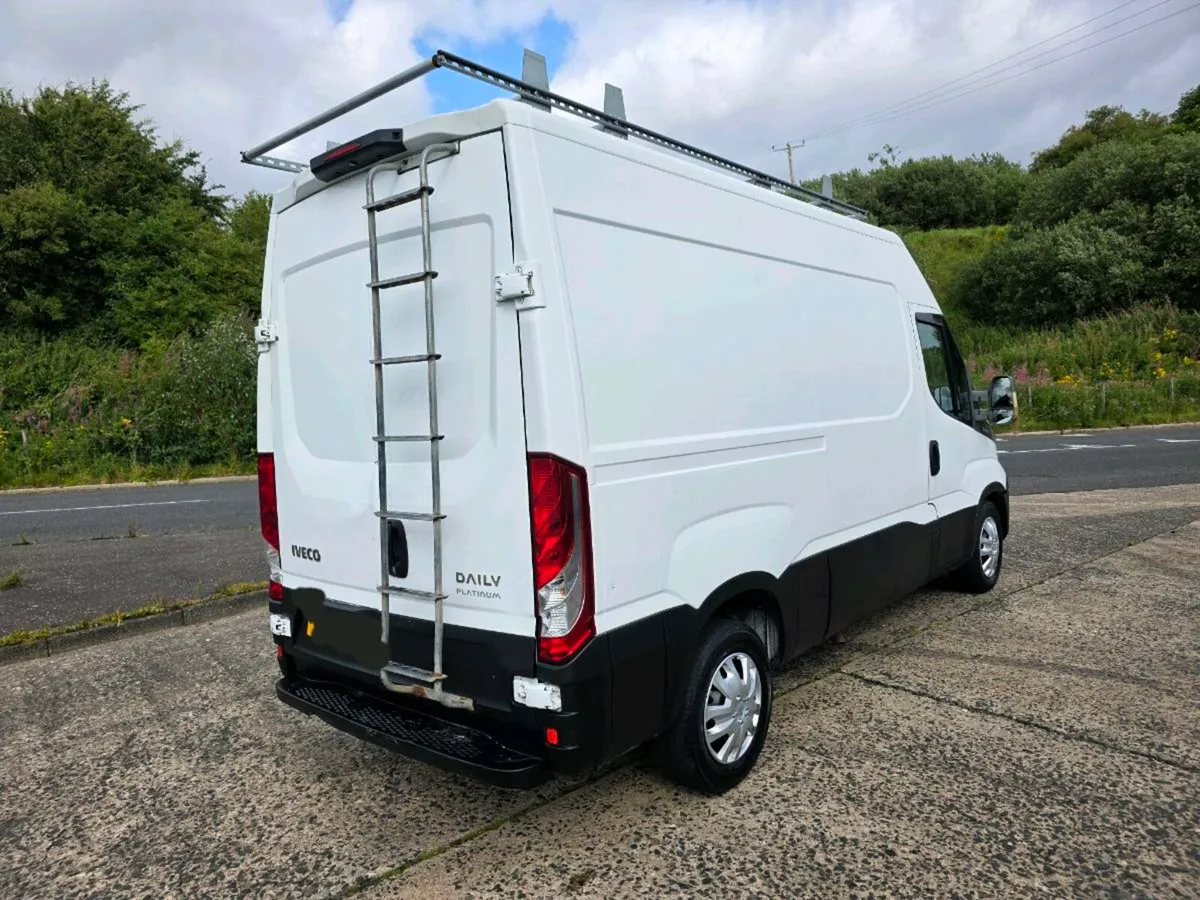 2015 iveco daily platinum 35S13 mwb highroof - Image 3
