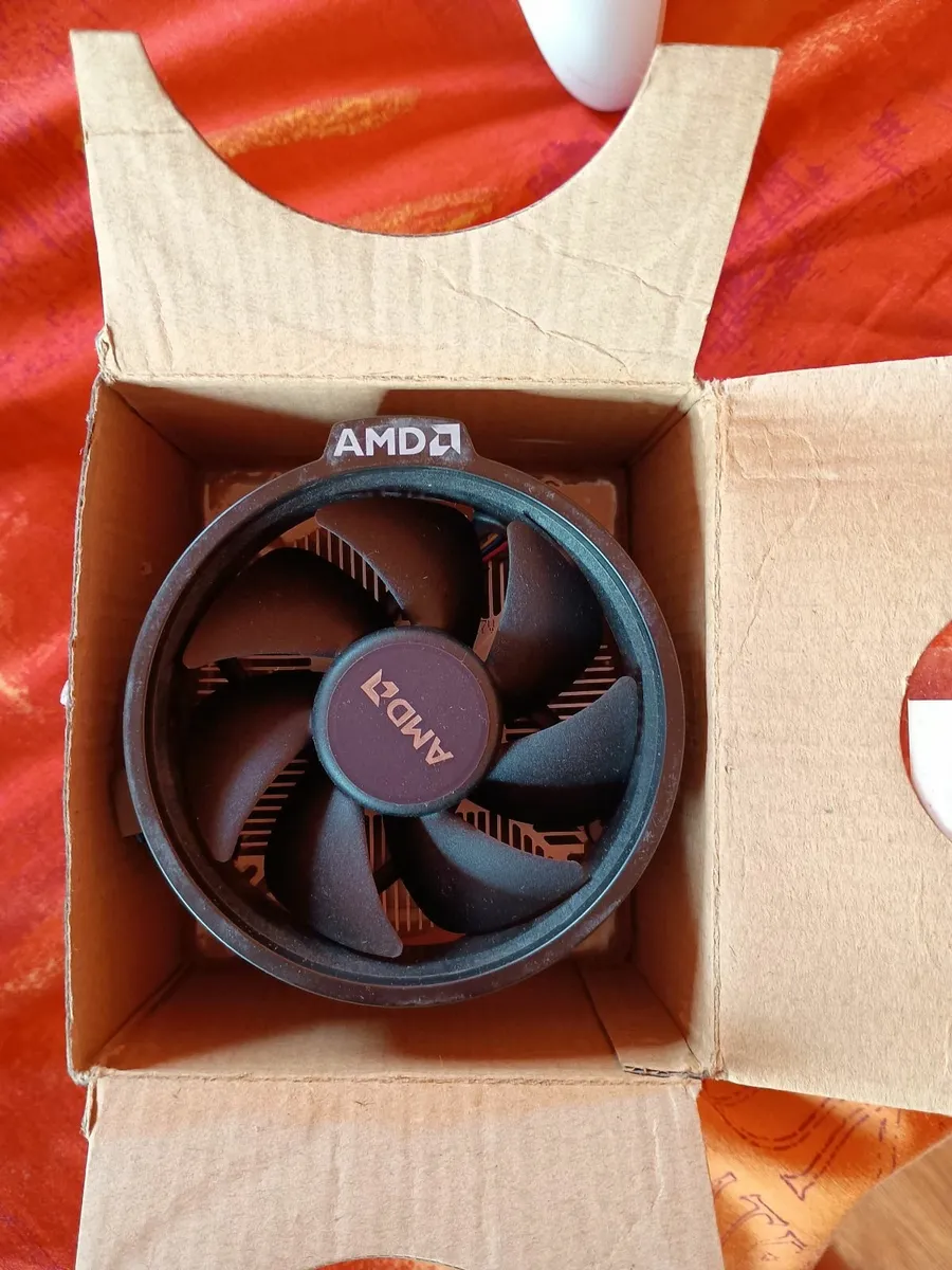 AMD Wraith Spire CPU Cooler Copper Core Base - Image 1