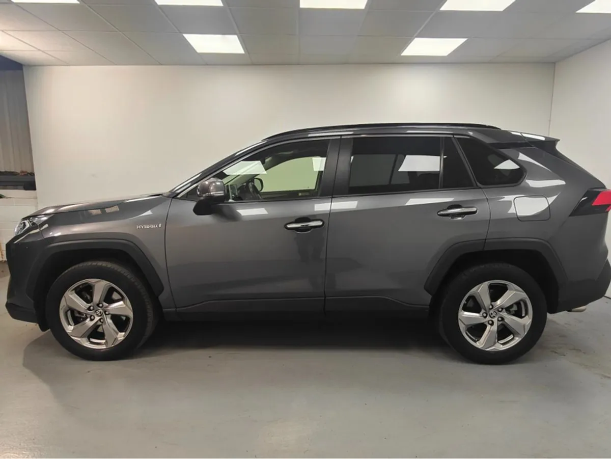 Toyota Rav4 Rav4 Hybrid Platinum 4DR Auto - Image 3