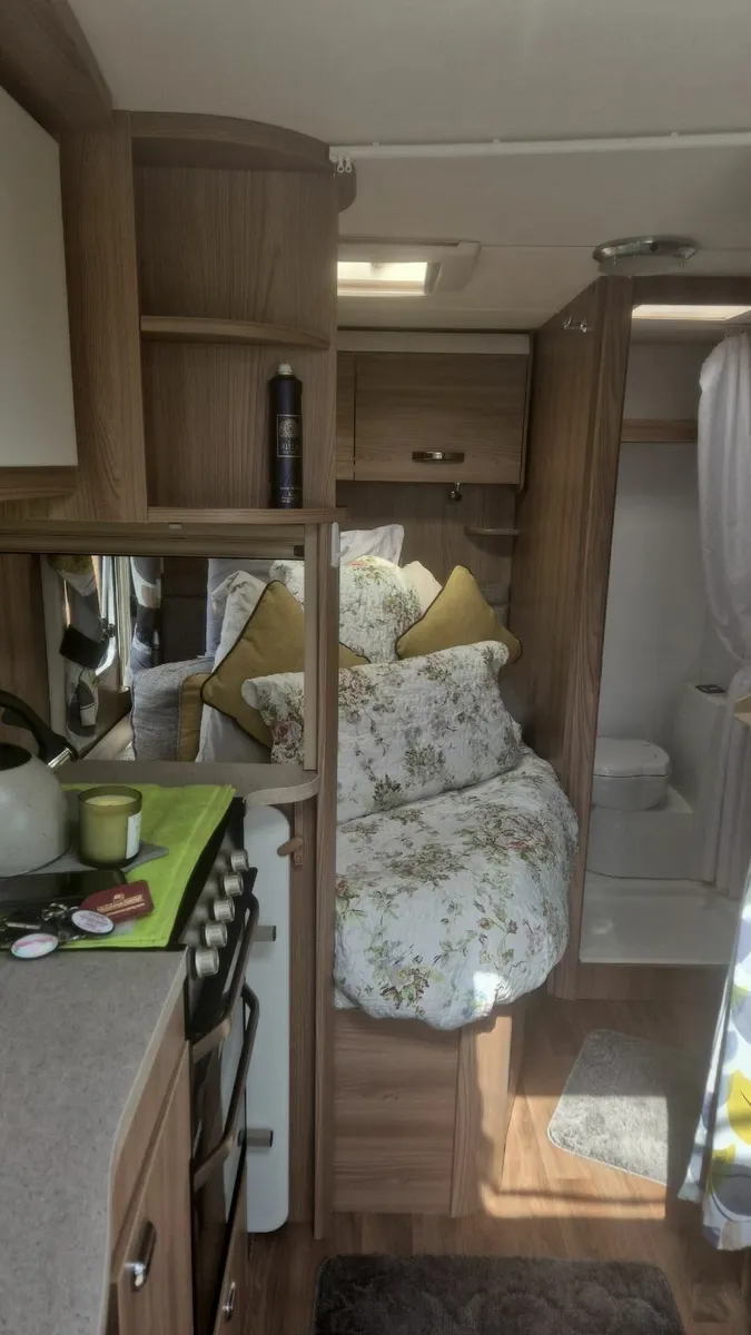 Caravan - Image 3