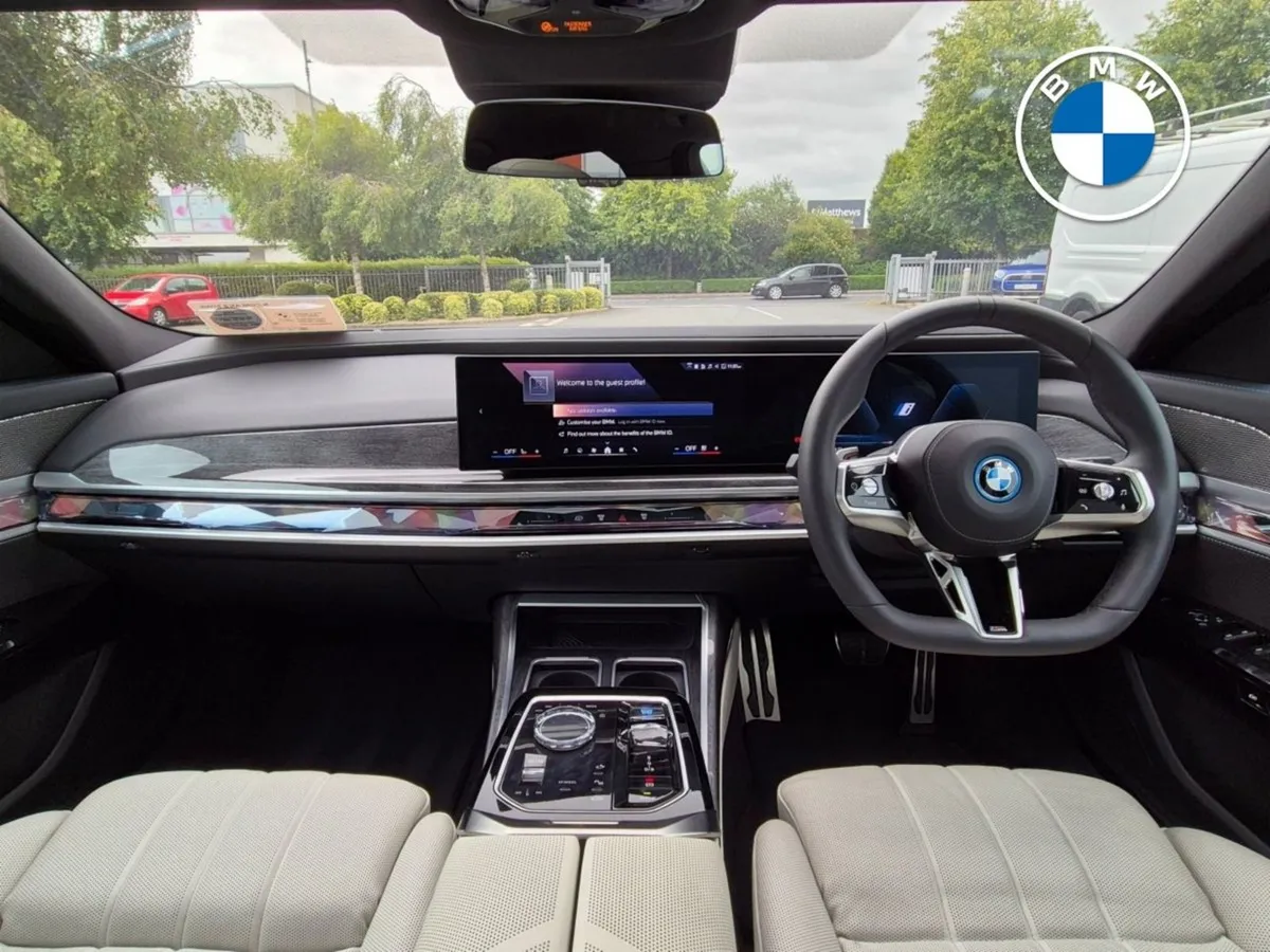 BMW i7 Xdrive60 M Sport - Image 4