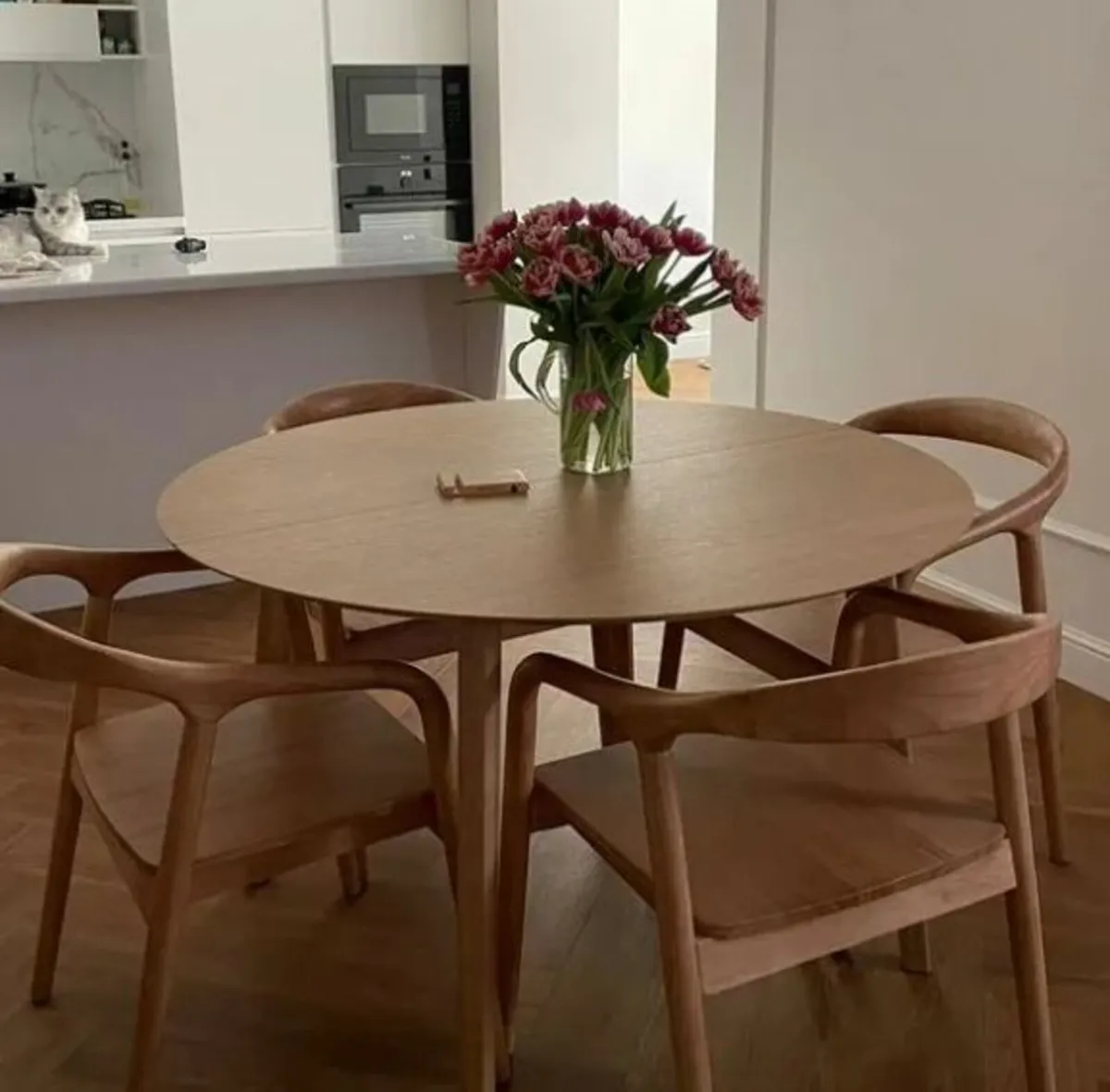 Kitchen table - Image 3