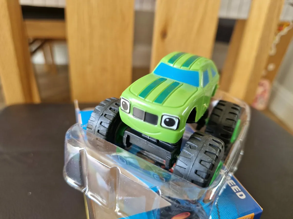 Blaze toy car - Image 3