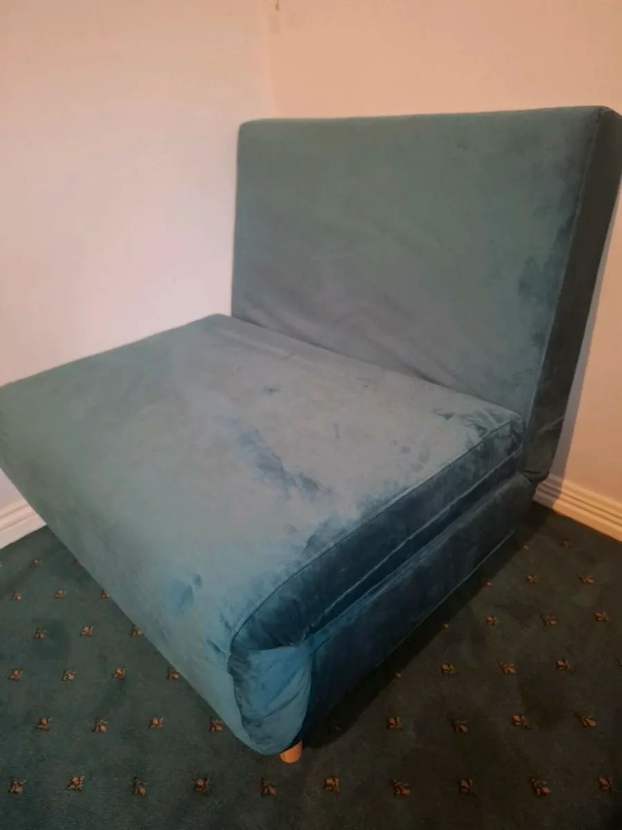 Fold up single bed / chair - Image 3