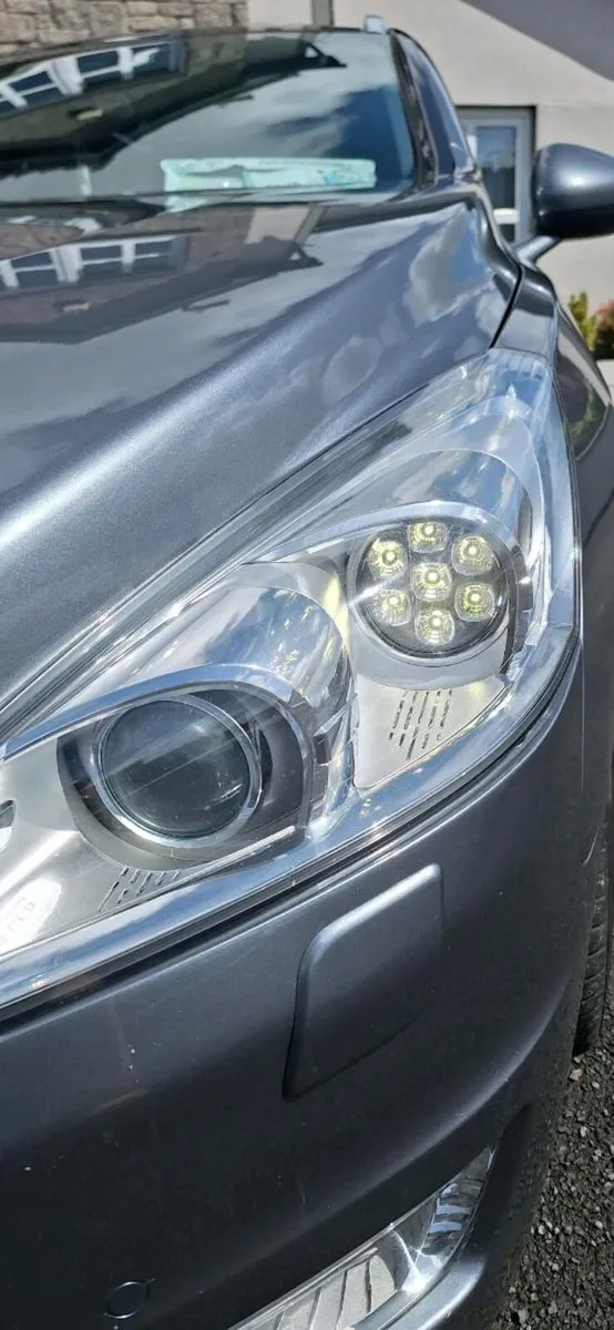 Peugeot 508 SW GT 2.2HDi 204bhp *Auto* - Image 3