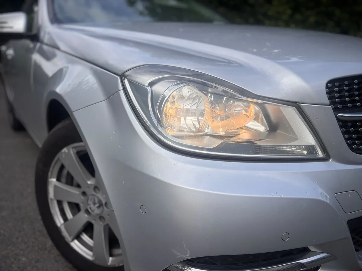 Mercedes-benz C-class C200 CDI BE Executive SE 5DR - Image 2