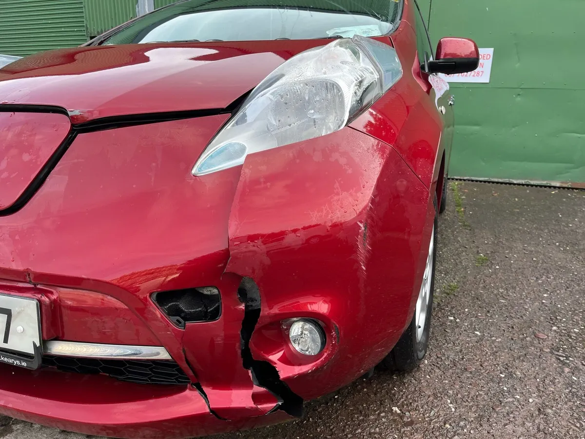 2016 Nissan Leaf - Image 3
