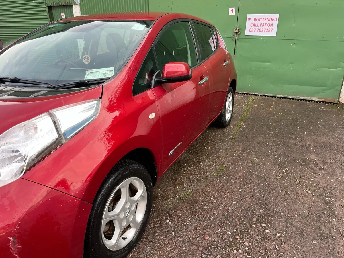 2016 Nissan Leaf - Image 4