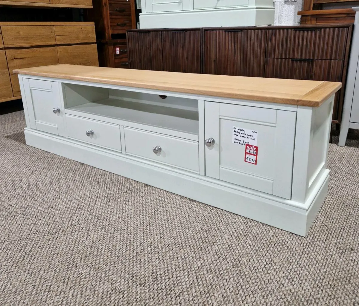 Chichester large tv unit