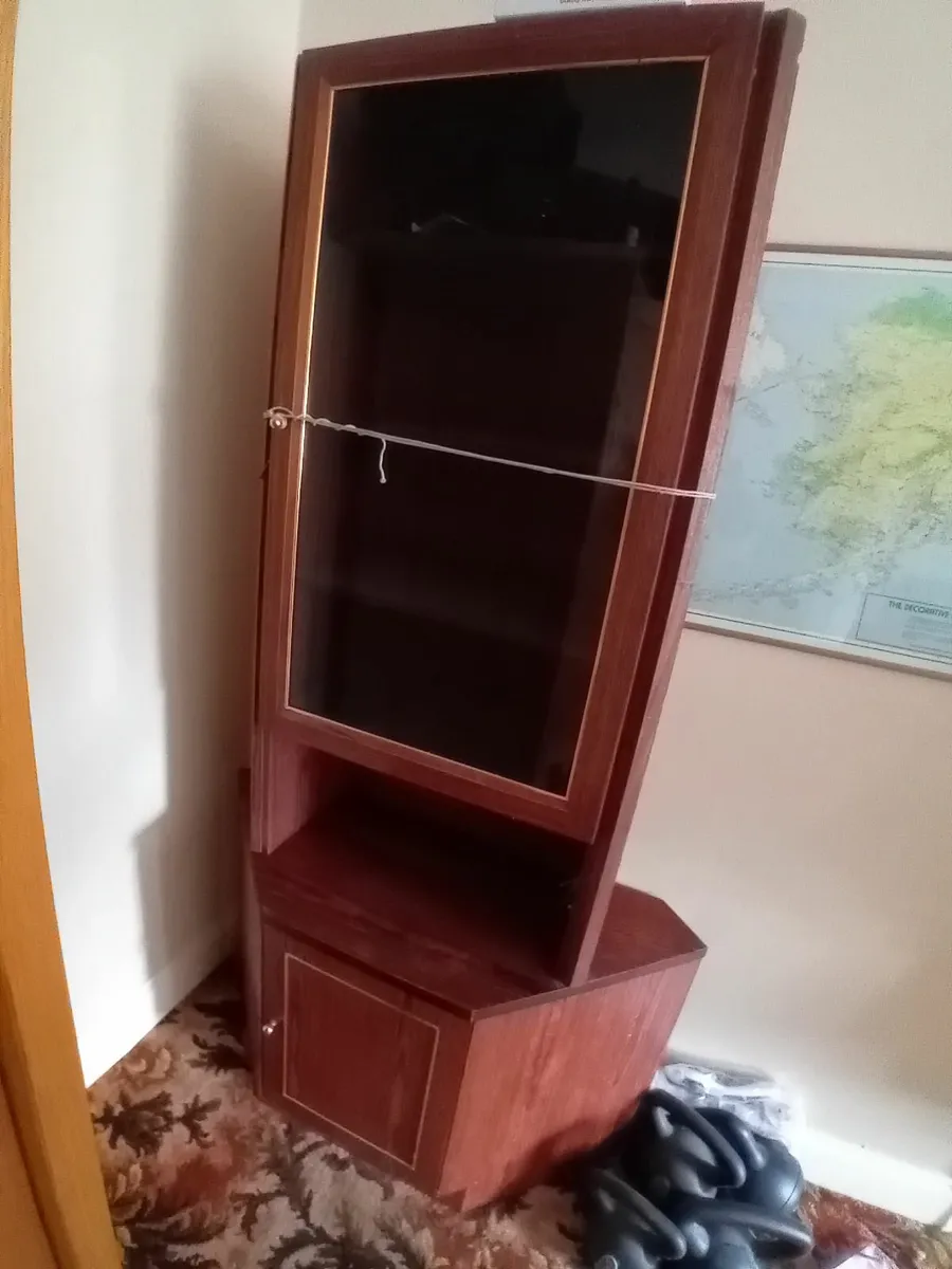 Large display cabinet - Image 2