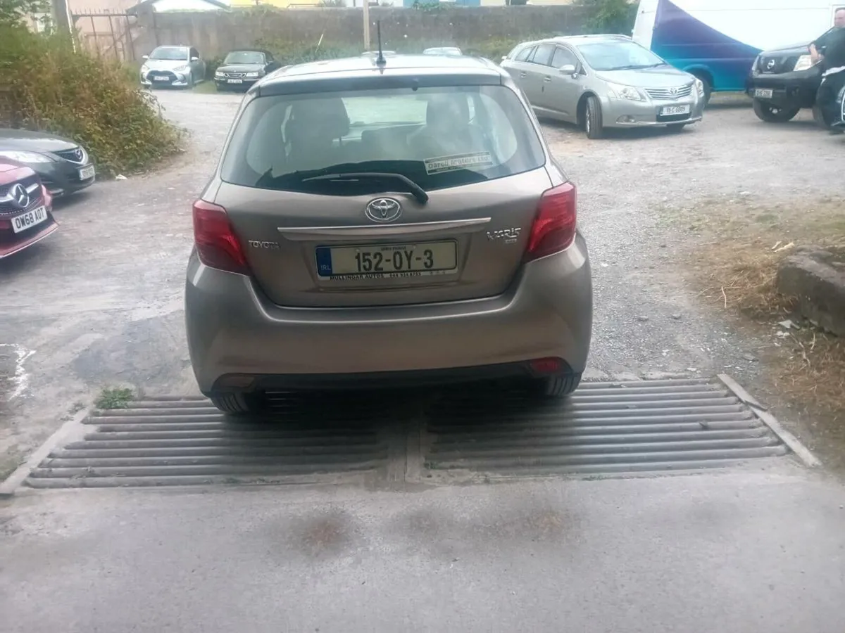 2015 yaris.1 ltr nct 7 27 - Image 4