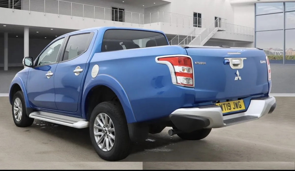 MITSUBISHI L200 BARBARIAN 2.4D 2019 - Image 4