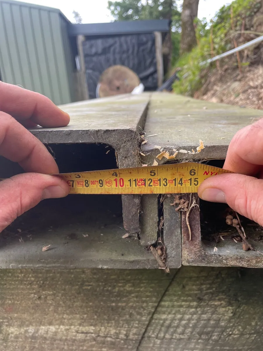 Steel beams - Image 2