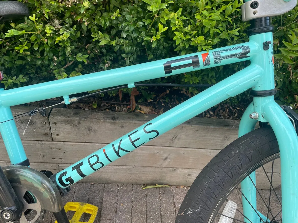 GT Air 20" Freestyle BMX Bike - Image 3