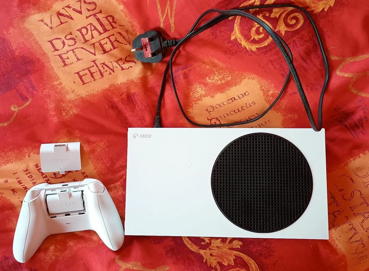 Xbox S Console - Image 1