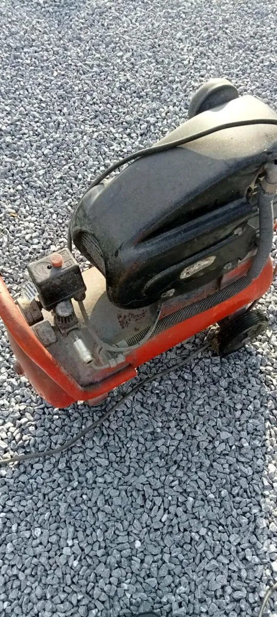 Air compressor 50l - Image 1