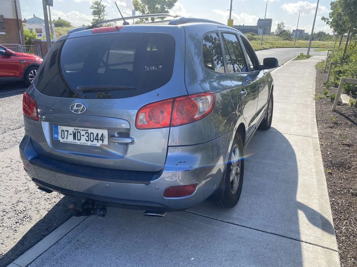 Hyundai Santa Fe - Image 4