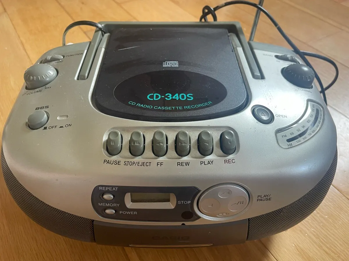 Stereo - Casio CD-340S CD Radio Cassette Recorder - Image 2