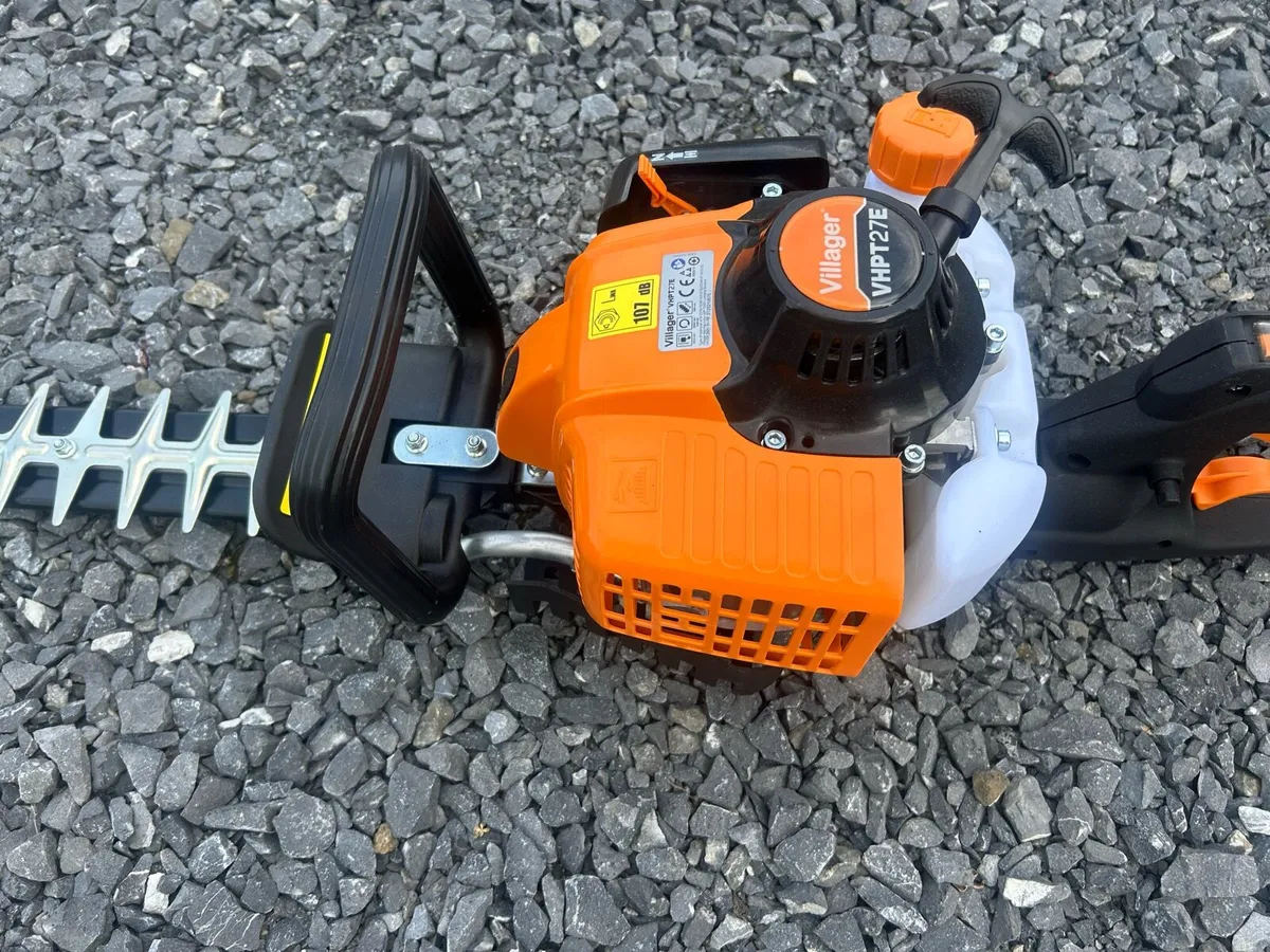 Villager hedge trimmer - Image 1