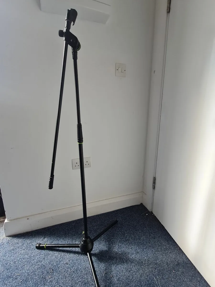 Microphone Stand - Image 1