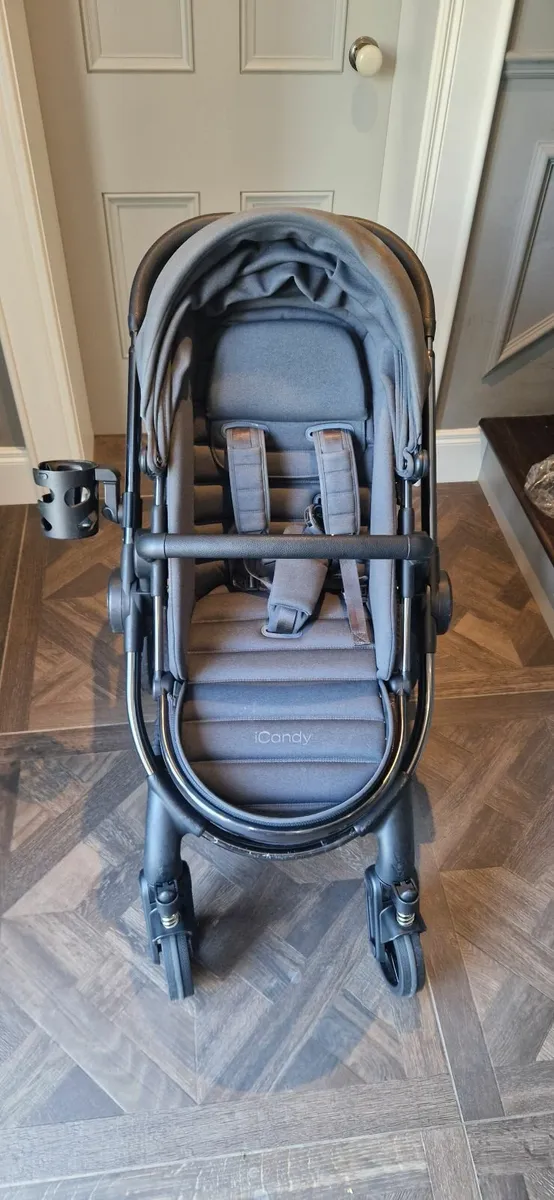I candy peach 7 pram - Image 1