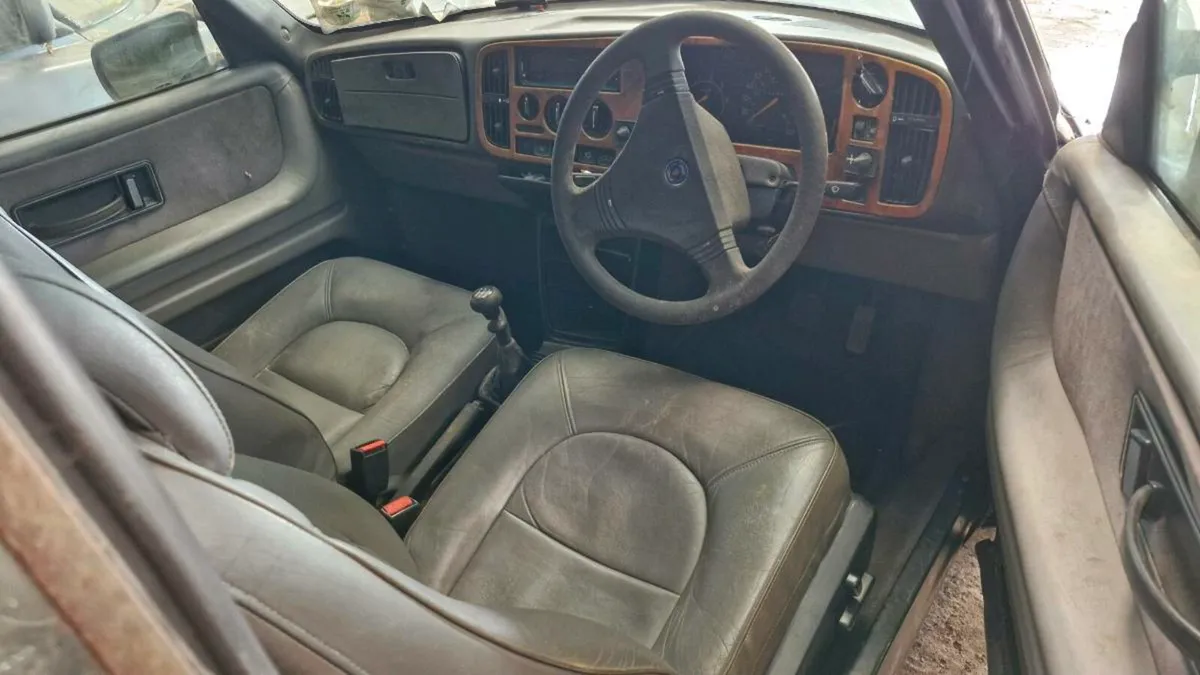 Saab 900 turbo 2 door aero  ,spare car included. - Image 3