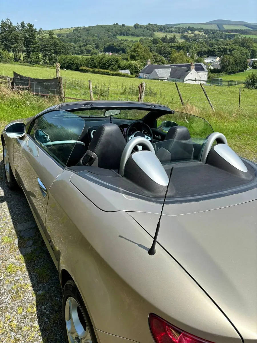 Alfa Romeo Spider - Convertible Brera - Image 2