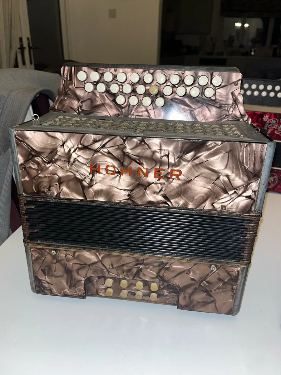 Hohner accordion bc tunning for sale - Image 2