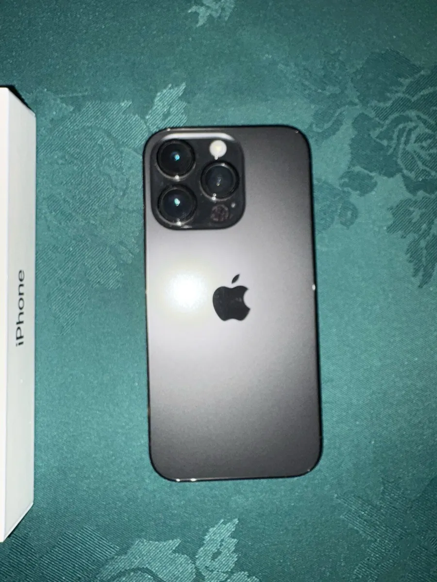 iPhone 14 Pro (immaculate) - Image 1