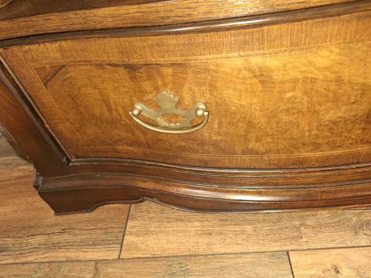 TV cabinet - Image 3