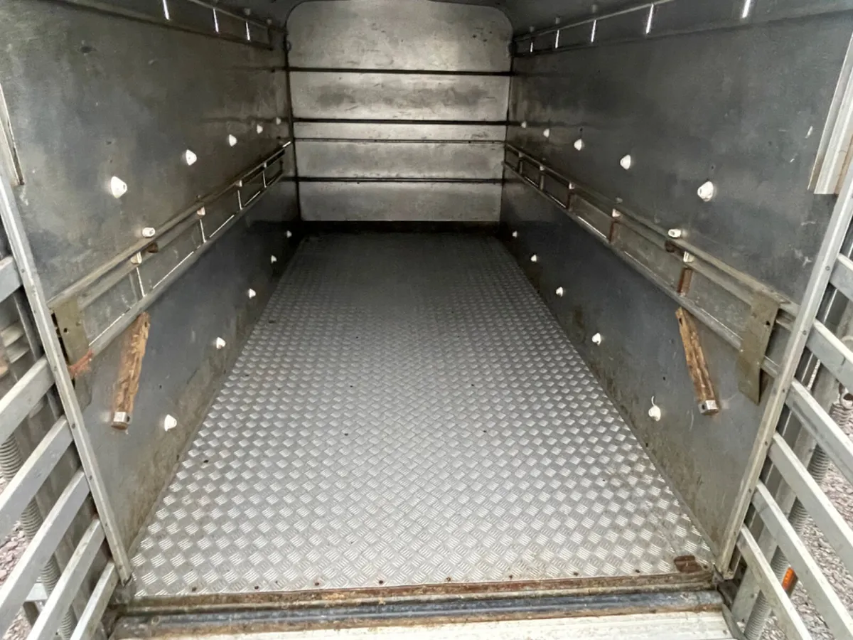 Ifor Williams 12x6 cattle trailer - Image 3