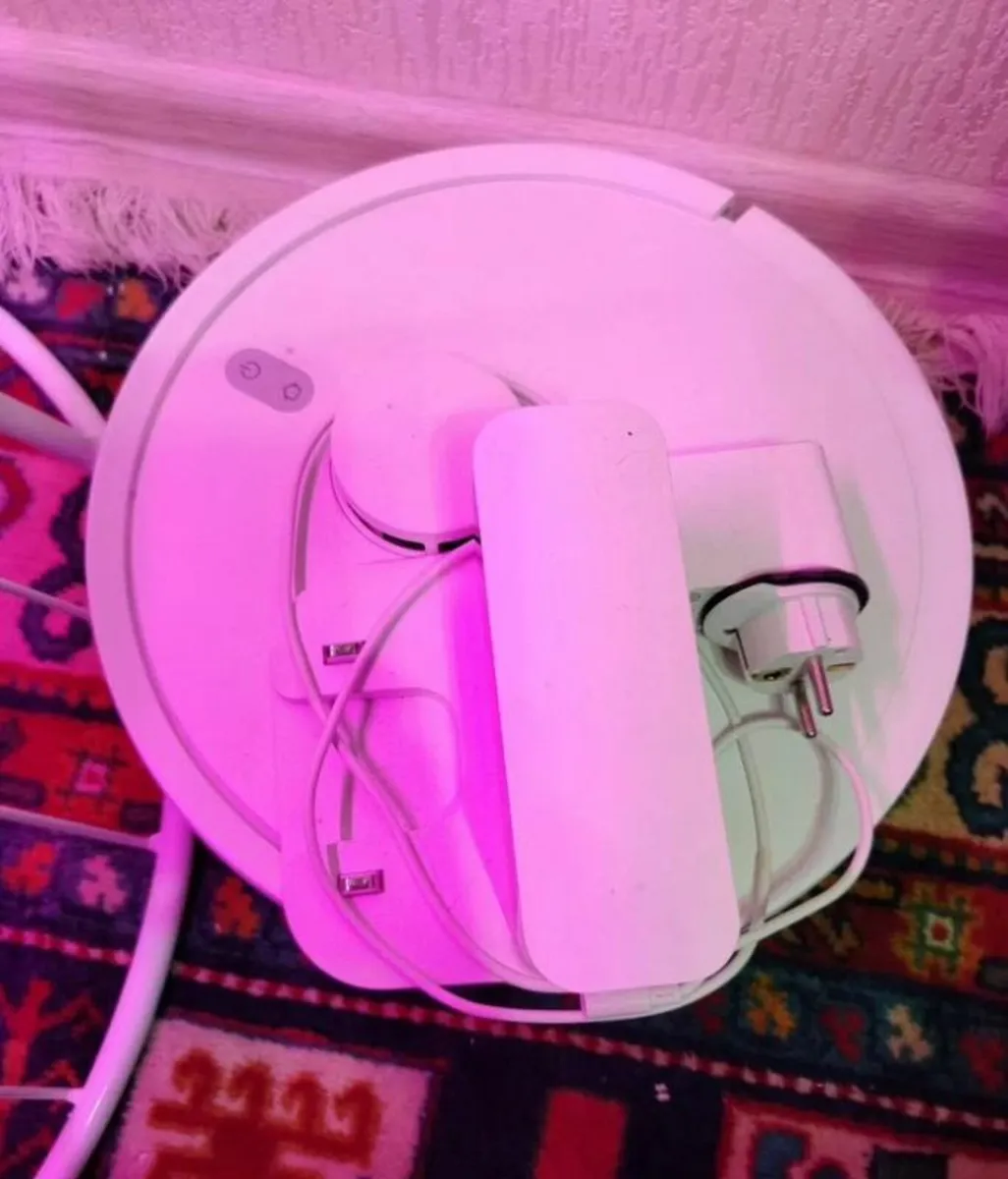 Robot vacuum cleaner - Image 3
