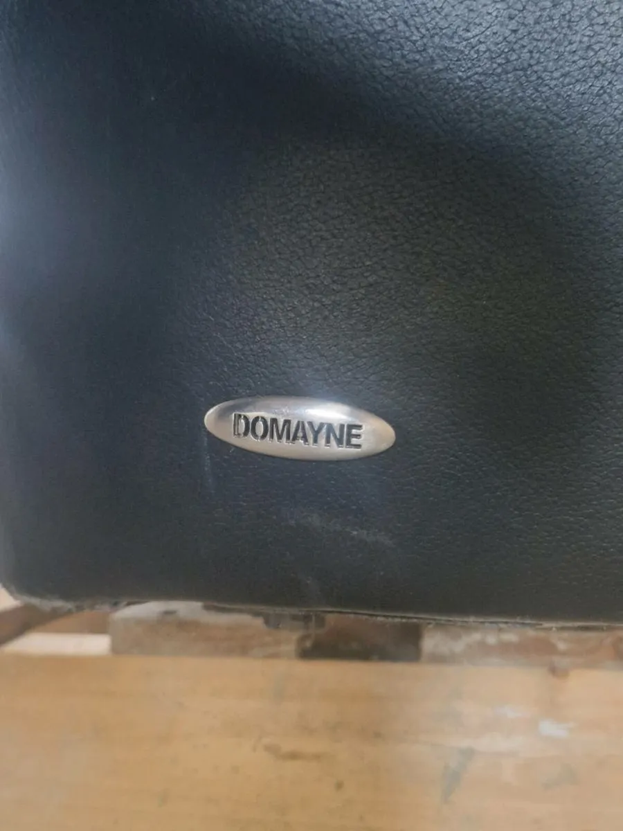 2 seater recliner - Image 2