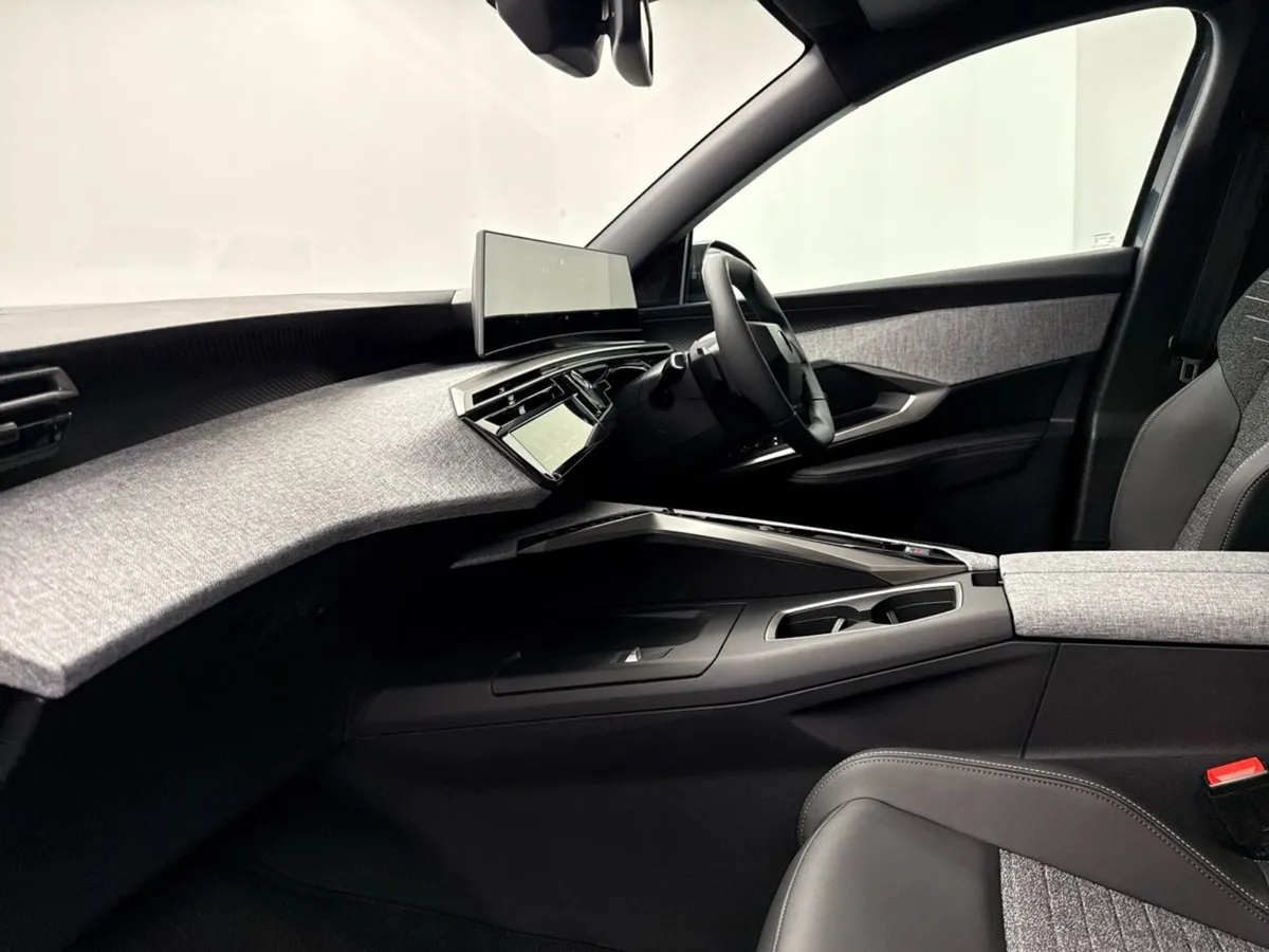 Peugeot 5008 Allure Hybrid  IN Stock   110 P/W 3y - Image 4
