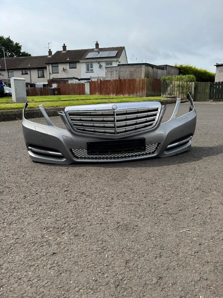 Mercedes e class 2009-2013 - Image 1