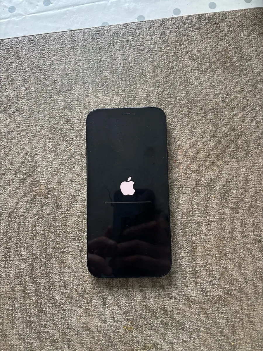 iphone 12 - Image 1