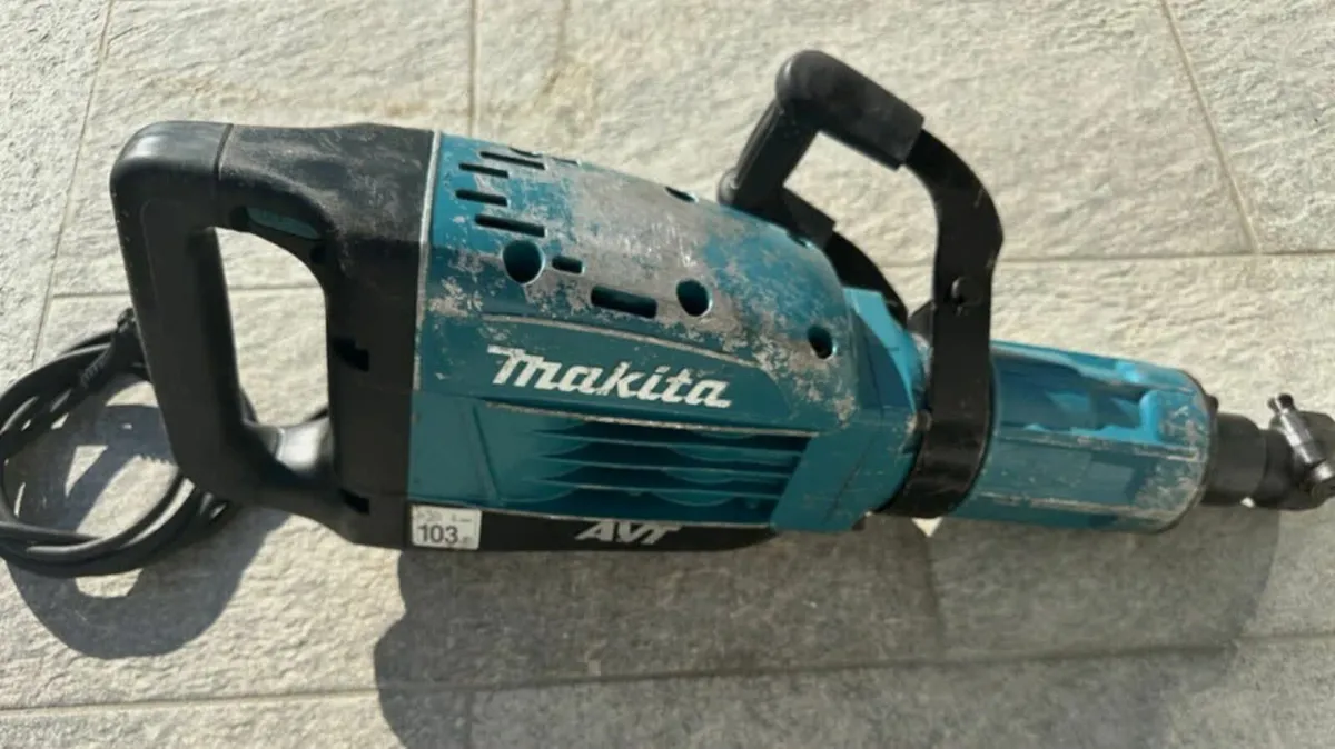 Demolisher 1510W MAKITA HM1317C - Image 3