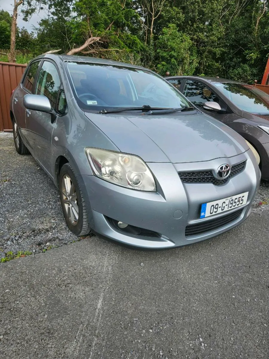 Toyota Auris - Image 1